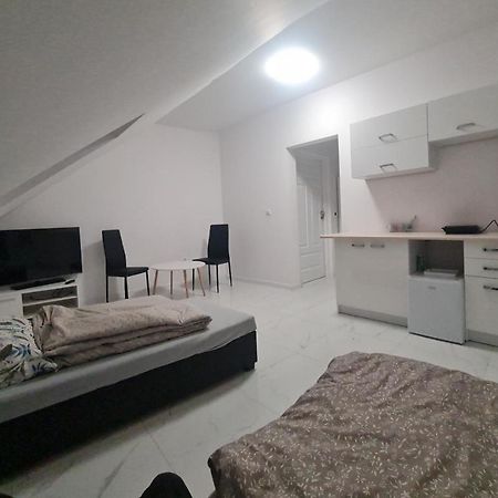 Rmf Naworol 10,,,, Wjazd Od Nr 6 Apartment Szczecin Bagian luar foto